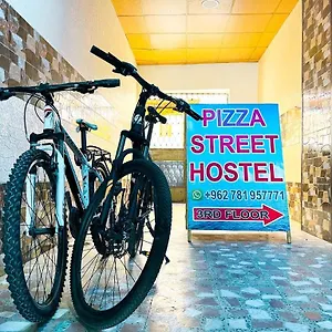 Hostel Pizza Street, Aqaba